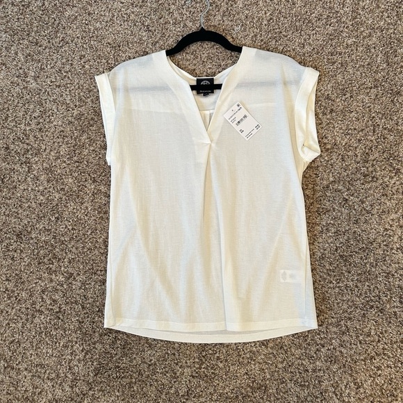 NWT BOBEAU V Neck white top blouse dolman cap sleeves women's size XS NEW - Picture 3 of 7